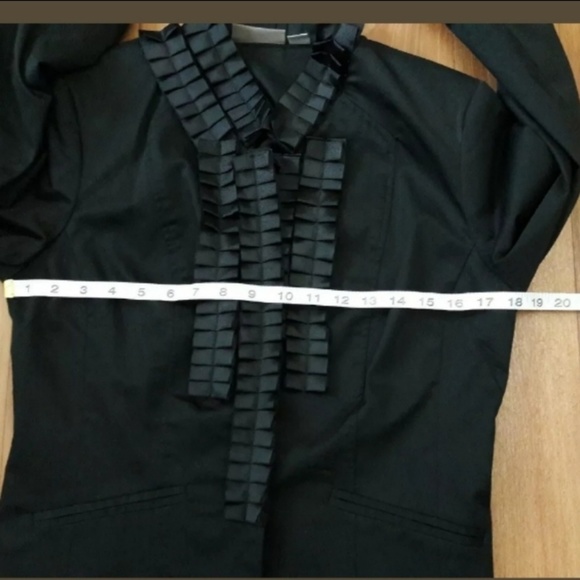 Kenar Black Ruffle Front Blazer Jacket Size Small - Picture 3 of 8